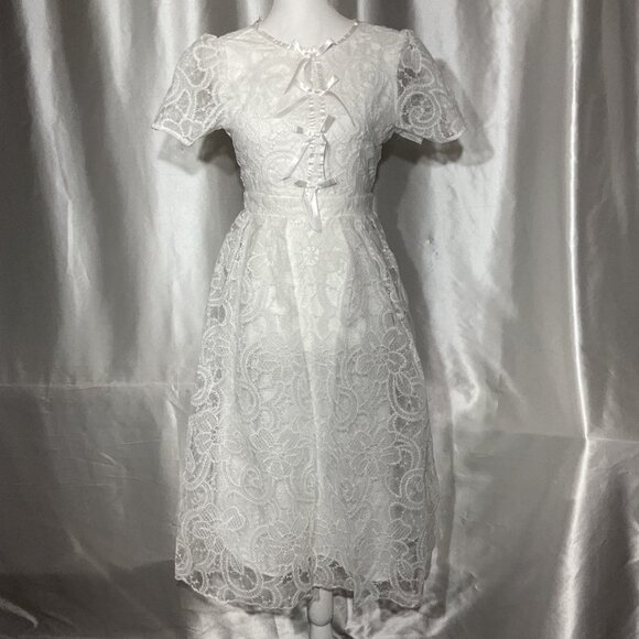 Dazy Vintage-Inspired White Lace Midi Dress Size S With Short Sleeves & Bow Acce - Picture 2 of 11